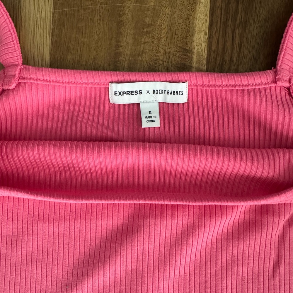 Express- Rocky Barnes Pink Ribbed Women's Top
